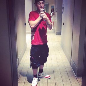 Meet your Posher, Devin